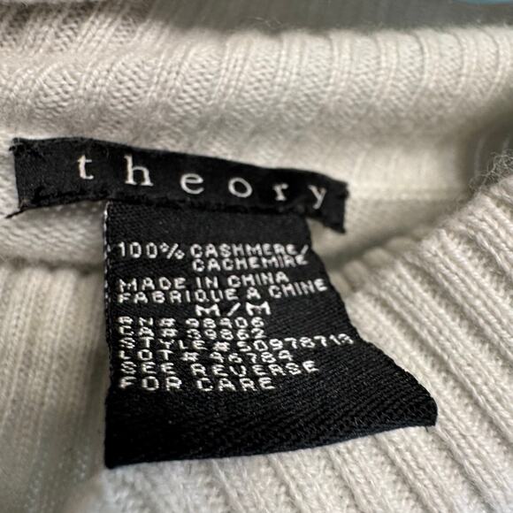 Theory Cashmere Turtleneck Sweater Pullover Lightweight Periwinkle Light Green M - Picture 9 of 9